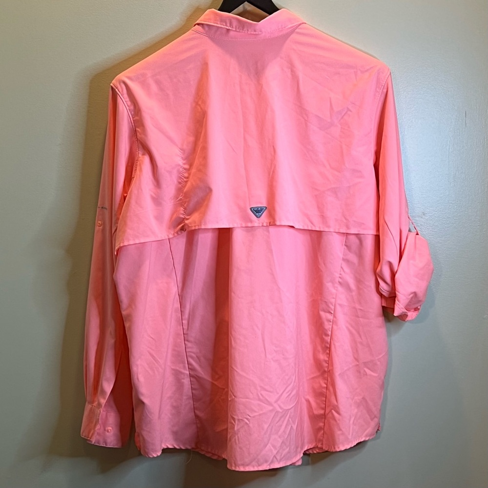 Women’s Columbia PFG Tamiami Long Sleeve Shirt in coral Size XL